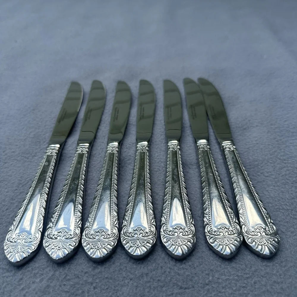 7 Reed & Barton Royal Britannia Dinner Knives Select Stainless Flatware